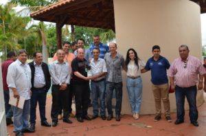 A tucana Mara Caseiro participa do sorteio de lotes em Amambai/ Foto: Fernanda França