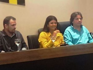 Ex-presidente Juvenal Neto, Rose Modesto e presidente eleito Caravina/ Foto: Marycleide Vasques