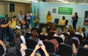 Governadora em exercício, Rose Modesto se reuniu com primeiras-damas/ Foto: Marycleide Vasques