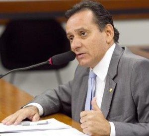 nilson-leitao-300x274