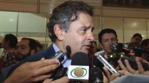 aecio-neves-critica-governo-e-pede-esclarecimentos-sobre-petrobras