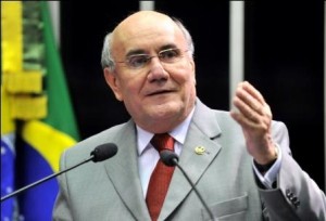 Flexa-Ribeiro-preocupado-com-logistica-de-transporte.jpg