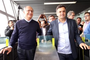 O candidato à Presidência da República pela Coligação Muda Brasil, Aécio Neves, visitou, nesta quinta-feira (29/08), com o governador de São Paulo e candidato à reeleição, Geraldo Alckmin, a estação Vila Prudente, da Linha 15 Prata do Monotrilho, em São Paulo (SP)