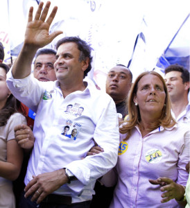 Aécio caminhada Campo Grande