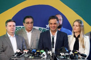 Aécio Vota4