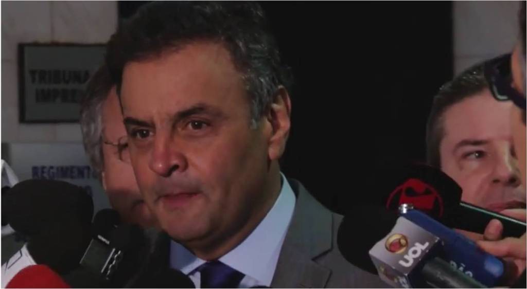 Aécio sobre Dilma