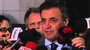 Entrevista do presidente nacional do PSDB,  senador Aécio Neves