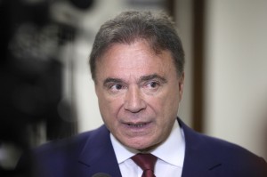 Objetivo de emenda é diminuir a idade de alfabetização das crianças brasileiras de oito para seis anos