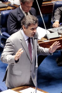 Orlando Brito no salão verde