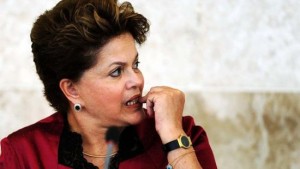 dilma-preocupadadcv