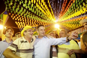 aecio-neves-campina-grande-foto-igo-estrela55