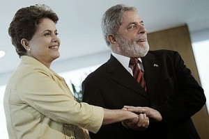 dilma_rousseff_lula_reuters_ueslei_marcelino_03112010