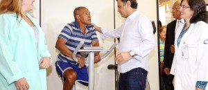 aecio-neves-visita-a-abbr-marcos-fernandes151-780x340