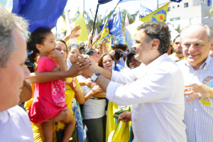 aecio-entrevista-coletiva-produtora-sp-marcos-fernandes7-300x200