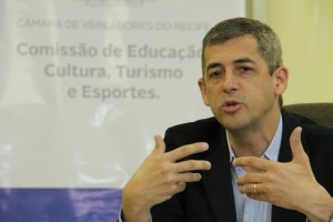 EDUCAÇÃO: Vereador André Régis (PSDB-PE)