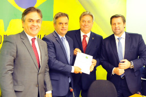 aecio-neves-cassio-cunha-lima-luiz-paulo-vellozo-lucas-carlos-sampaio-foto-george-gianni