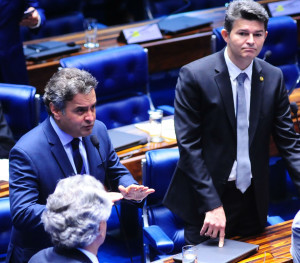aecio-neves-foto-george-gianni-7-300x263