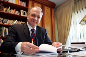 Luiz-Edson-Fachin-1-