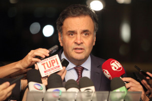 aecionevesentrevista151015