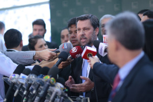 carlos-sampaio