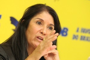 Thelma-de-Oliveira-Foto-George-Gianni-PSDB-4-300x199