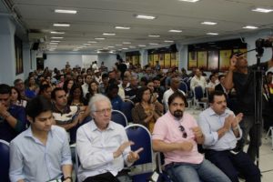 Dezenas de filiados participaram do curso Foto: Woody Willen