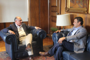 foto-1-3-aecio-e-alckmin-460x307