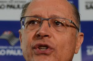 São Paulo - O governador de SP, Geraldo Alckmin anuncia a convocação de mais de 20 mil professores para o próximo ano letivo, no Palácio dos Bandeirantes (Rovena Rosa/Agência Brasil)
