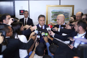 aecio-reuniao