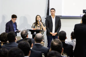 A prefeita eleita de Caruaru, Raquel Lyra, ao lado do seu vice Rodrigo Pinheiro, ambos do PSDB