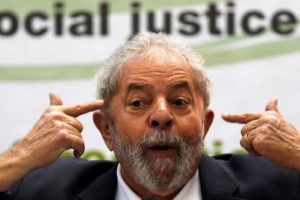 imagens-do-dia-lula-discurso-pt-20160425-006-original