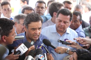 aecio-neves-coletiva-colencontro-regional-psdb-centro-oeste