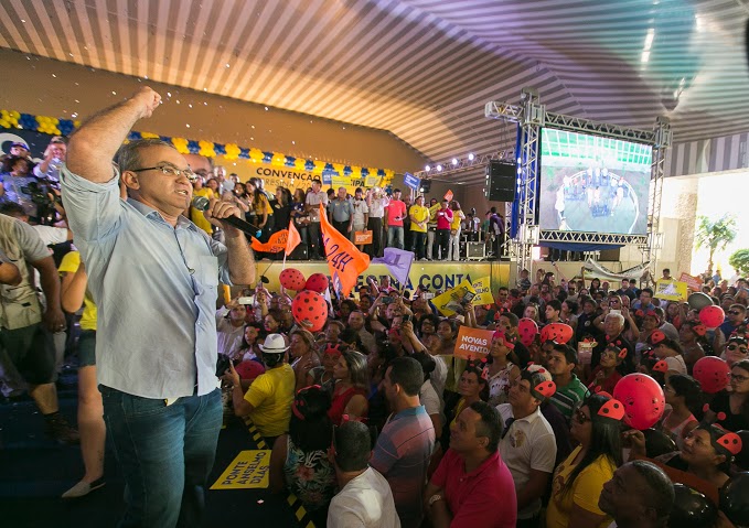 02 Convenção confirma candidatura de Firmino Filho (1)