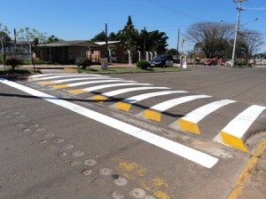 Faixa de pedestre elevada (Imagem: divulgação)