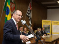 O Governador do Estado de São Paulo, Dr. Geraldo Alckmin, esteve presente no evento de Sanção do PL que autoriza a criação de SPE's da CESP + Apresentação do projeto do gasoduto ROTA 04 - pelas empresas SHEL/CONGÁS/RAIZEN + Autorizo para o lançamento pela EMAE do edital de chamamento de propostas de empresas para a implantação de termoelétrica em áreas da EMAE ao lado da Usina Piratininga + Autorizo para implantação do "Programa de Geração Distribuída de Energia Elétrica e Térmica" no Complexo Hospitalar das Clínicas Data: 07/07/2015. Local: São Paulo/SP. Foto: Ciete Silvério/A2img.