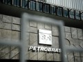 Os deputados federais da Comissão Parlamentar de Inquérito (CPI) que investiga irregularidades na Petrobras fazem uma visita técnica à sede da empresa no Rio (Tânia Rêgo/Agência Brasil)