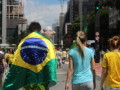13/12/2015- São Paulo- SP, Brasil- Manisfestantes reúnem-se na avenida Paulista, em ato contra o governo Dilma Rousseff. Foto: André Tambucci/ Fotos Públicas