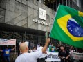 Rio de Janeiro- RJ- Brasil- 11/03/2015- Manifestantes protestam contra a corrupção com caminhada no centro do Rio até a sede da Petrobras (Tomaz Silva/Agência Brasil)