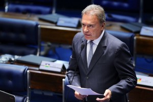 alvaro dias foto Gerdan Wesley PSDB