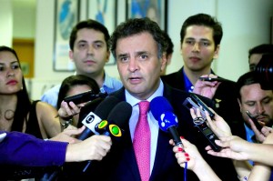 aecio-coletiva-brasilia