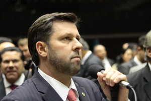 carlos-sampaio-foto-psdb-na-camara-300x200