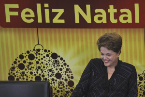 Brasilia - Presidenta Dilma Rousseff durante Natal com servidores, Cantata de Natal, com apresentao do Coral da UnB