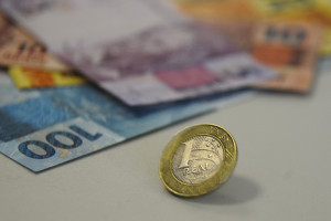 real_nota_moedas_8-300x200