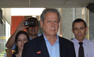 935340-dirceu_tribunal-1-6-300x183