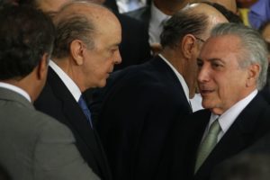 temer-e-serra_posse-300x200