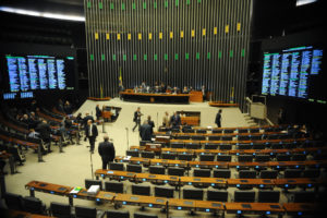 Brasília Plenário da Câmara dos Deputados durante sessão extraordinária convocada para analisar a MP dos Portos, segue vazio.