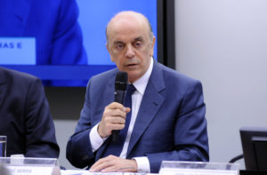Brasília- DF- Brasil- 07/06/2016- Audiência pública para debate sobre o Projeto de Lei nº 4567, de 2016, que altera a Lei nº 12.351, de 22 de dezembro de 2010, para facultar à Petrobras o direito de preferência para atuar como operador e possuir participação mínima de 30% (trinta por cento) nos consórcios formados para exploração de blocos licitados no regime de partilha de produção. Na foto, Ministro das Relações Exteriores, José Serra. Foto: Lucio Bernardo Jr./ Câmara dos Deputados