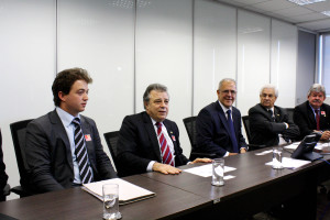 Tebaldi lidera banacada em reunião sobre ferrovia leste-oeste