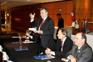 Fórum parlamentar catarinense se reúne com classe comercial do Estado