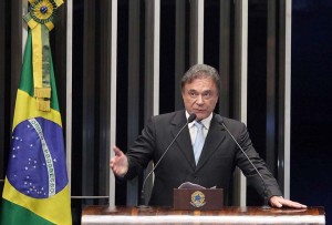 Alvaro-Dias-Foto-George-Gianni-PSDB-14 (1)